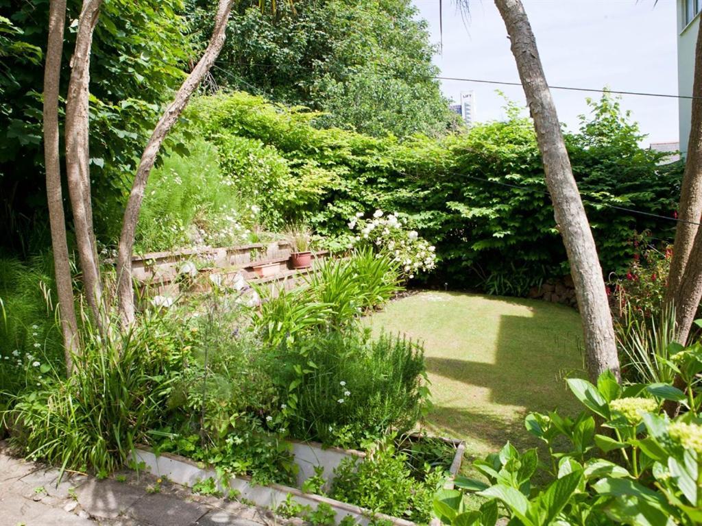 Bed and Breakfast The Aqua Шанклін Номер фото